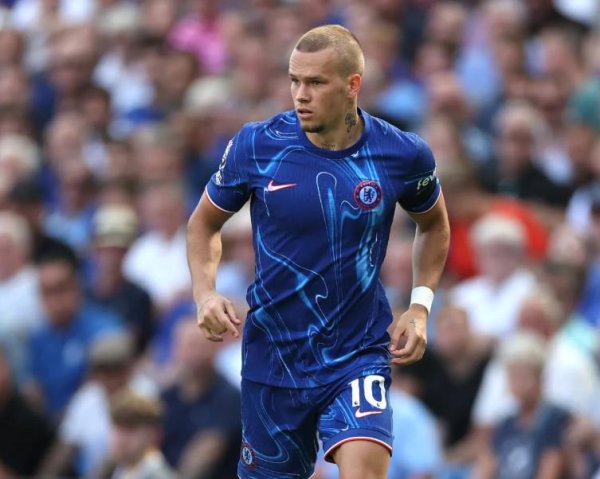 全国配资最好的公司 穆德里克不停给美国女歌手乔丁-琼斯留言：你最可爱了